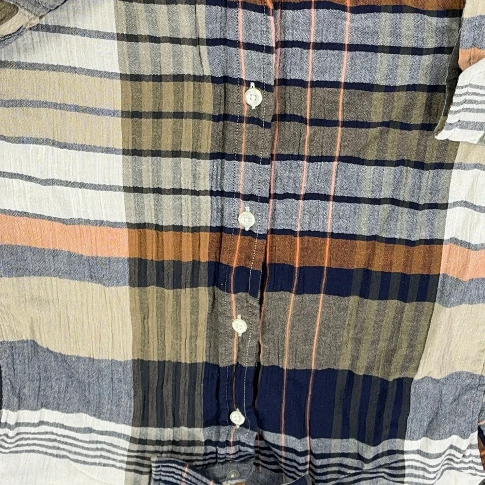 BR Plaid Shirt Mens M Multicolor Untucked Earthcore Cabin Gorpcore Layering